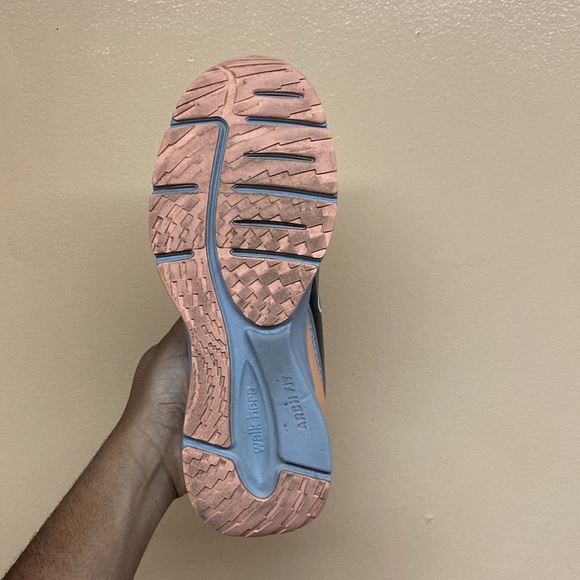 Walk Hero Women's Arch Support Wide Toe Box Sneakers - Picture 14 of 17